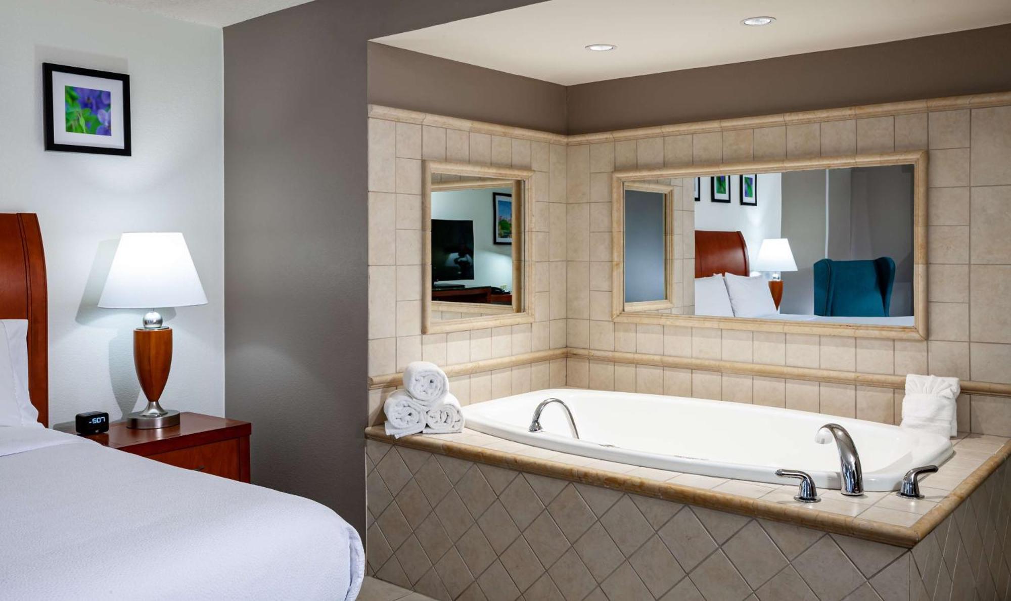 Hilton Garden Inn Chicago O'Hare Airport Des Plaines Exterior photo